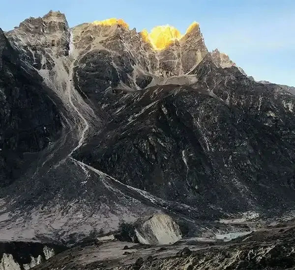 Three Passes Trek