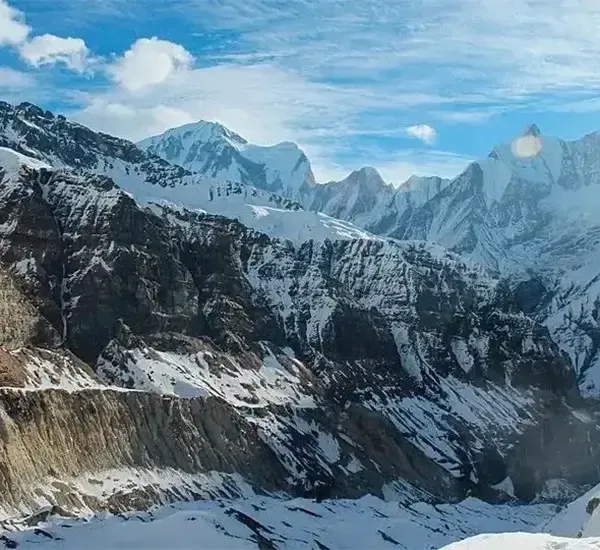 Trekking in Nepal in January