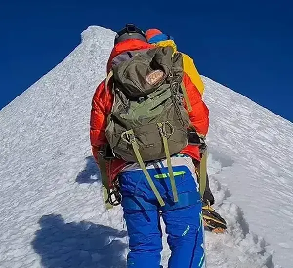 Lobuche Peak climbing