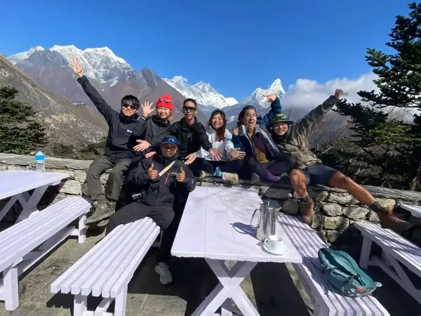Everest Luxury Trek Banner4 2