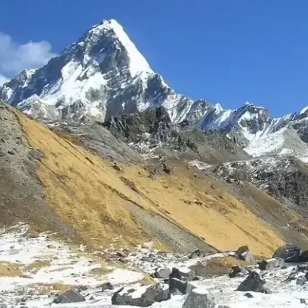 Khayar Tal Trek